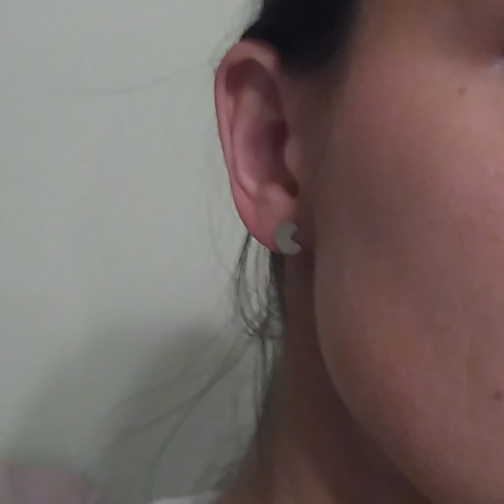 NEW! Pac Man silver Earrings - Picture 4 of 4